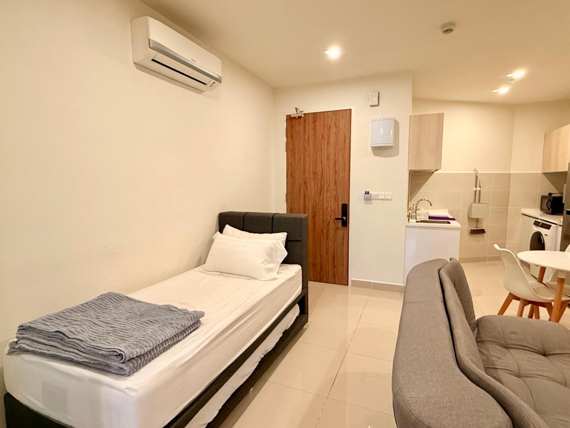 The Shore Executive Suites By Ys Luxury Kota Kinabalu Exterior foto